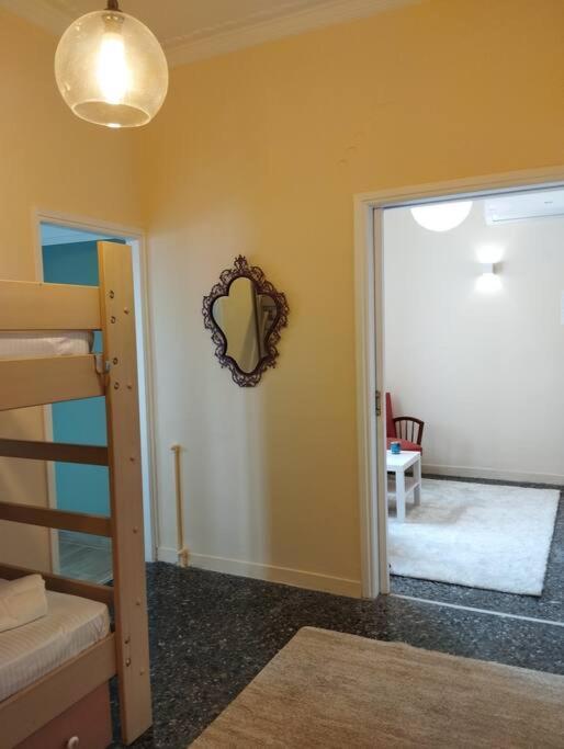 Vicky'S Central Apartment Corinth 外观 照片