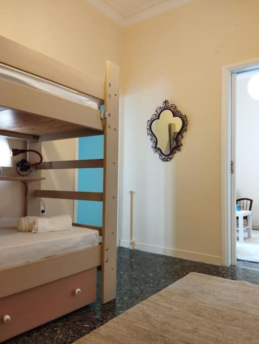 Vicky'S Central Apartment Corinth 外观 照片