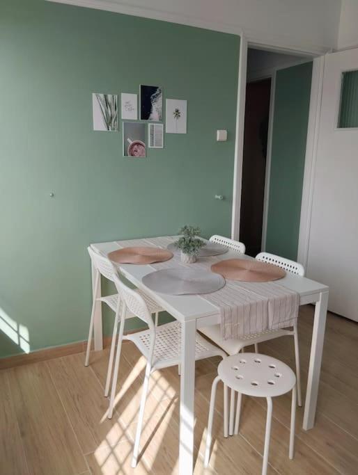 Vicky'S Central Apartment Corinth 外观 照片